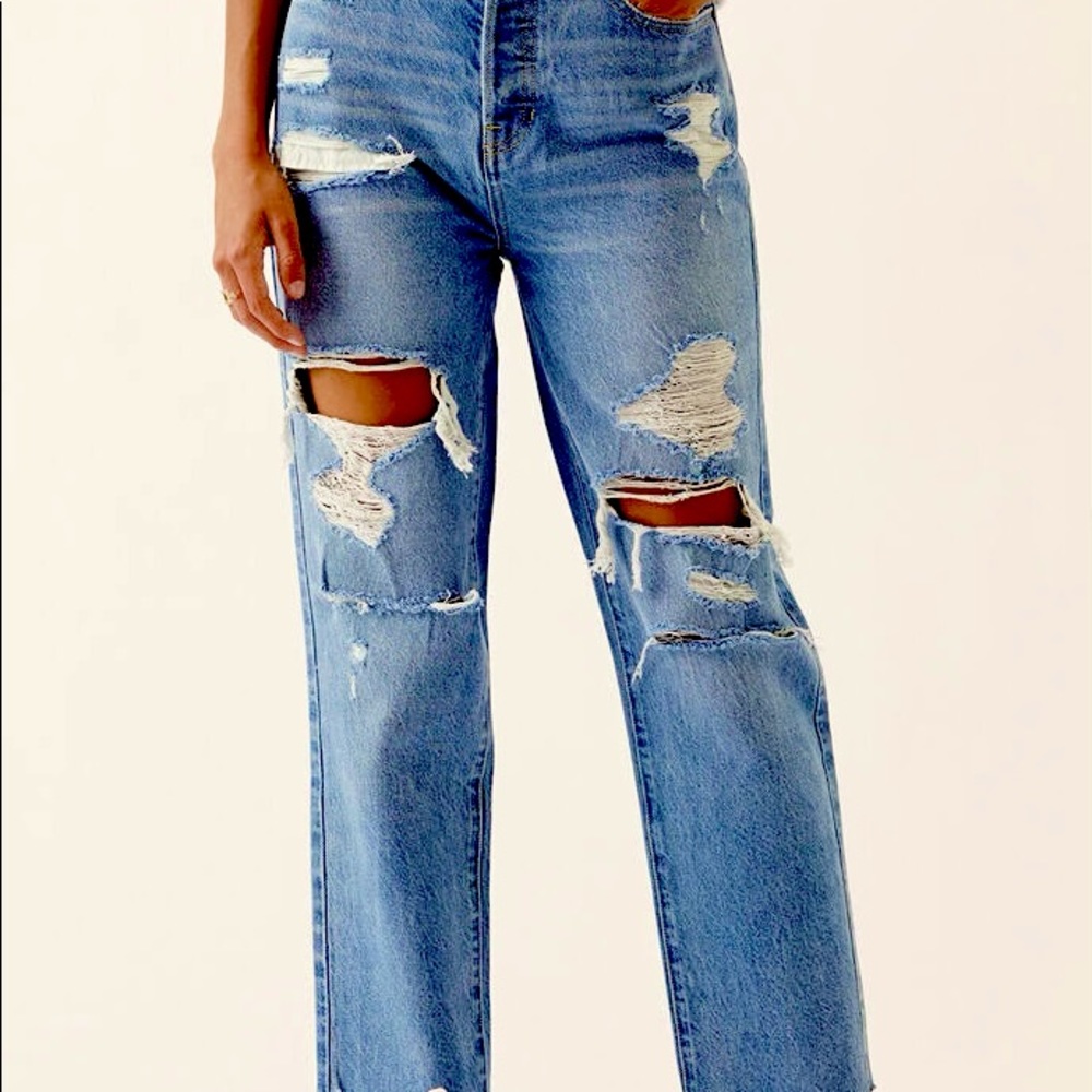 High waisted straight leg distressed PacSun jeans in size 24.